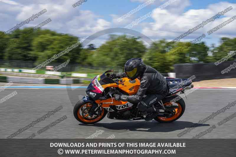 enduro digital images;event digital images;eventdigitalimages;mallory park;mallory park photographs;mallory park trackday;mallory park trackday photographs;no limits trackdays;peter wileman photography;racing digital images;trackday digital images;trackday photos